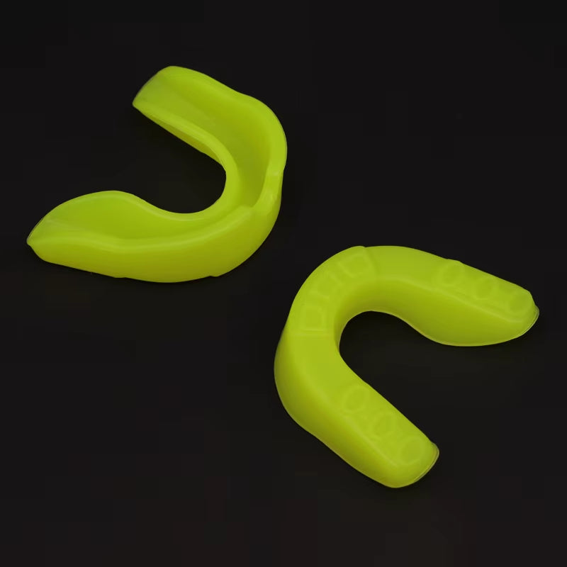 1 Pcs Tooth Guard Silicone Protector Night Mouth Tray for Bruxism Grinding Whitening Boxing Protection Free Shaping